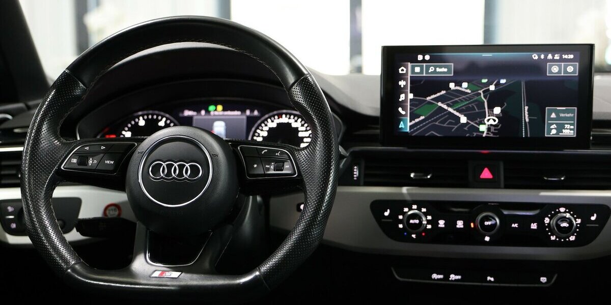 Audi A4 LIMOUSINE 30 TDI ADVANCED S-LINE SPORT / LED 143.000 km 22.777 &euro; Hamm 59077