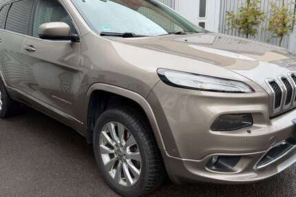 Jeep Cherokee 167.180 km 15.990 &euro; Iserlohn 58636