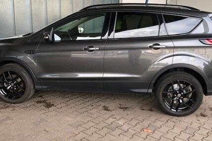 Ford Kuga 102.500 km 10.900 &euro; Hagen 58135