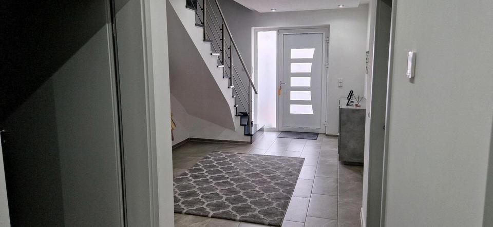 Einfamilienhaus Hamm Bockum - 7 Zimmer, 206 m&sup2;, 750.000&euro; | Angebot:18872955