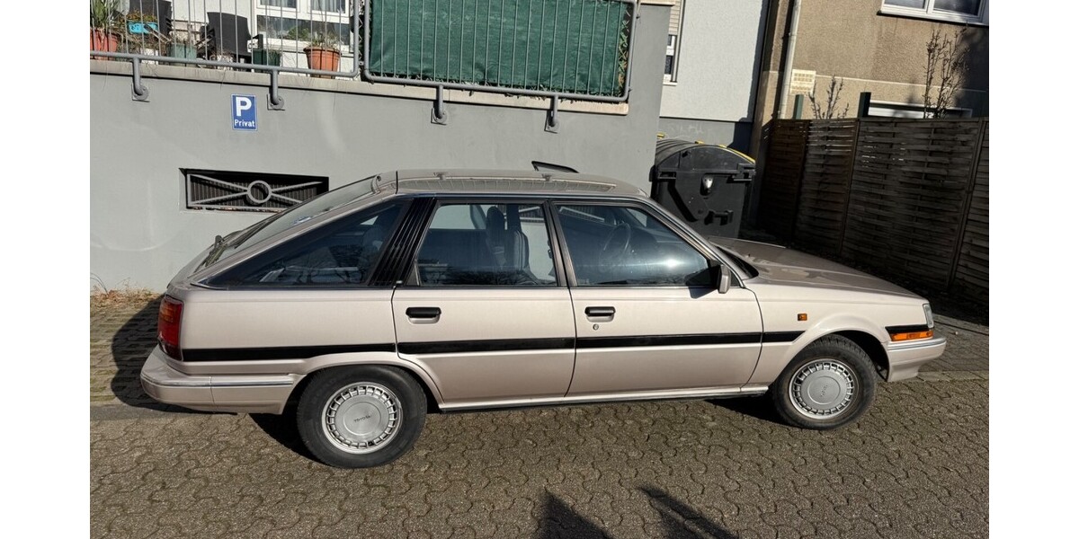 Toyota Carina II 31.698 km 5.500 &euro; Bochum 44787