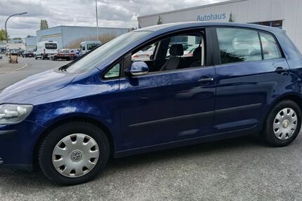 VW Golf 195.000 km 1.990 &euro; Recklinghausen 45659