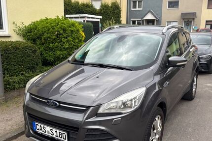 Ford Kuga 113.300 km 9.500 &euro; Castrop-Rauxel 44581