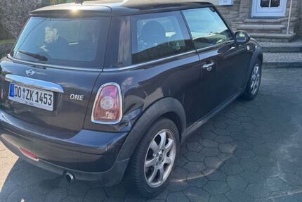 Mini ONE 168.000 km 2.450 &euro; Dortmund 44149