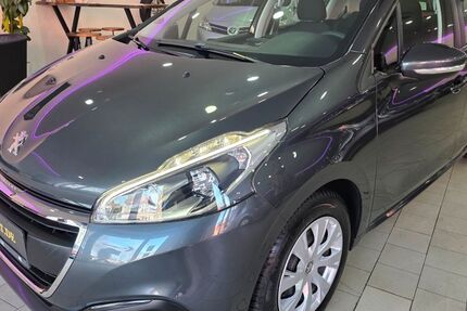 Peugeot 208 30.850 km 7.999 &euro; Recklinghausen 45661