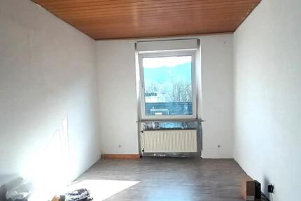 Wohnung Hagen Hagen-Mitte - 3 Zimmer, 85 m&sup2;, 500&euro; | Angebot:25270793