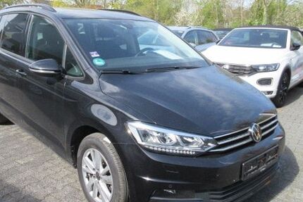 VW Touran 144.910 km 23.988 &euro; Bergkamen 59192