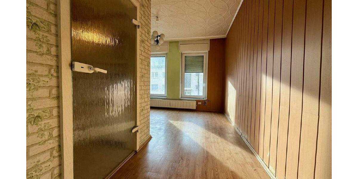 Einfamilienhaus Menden Mitte - 6 Zimmer, 169 m&sup2;, 210.000&euro; | Angebot:25706735