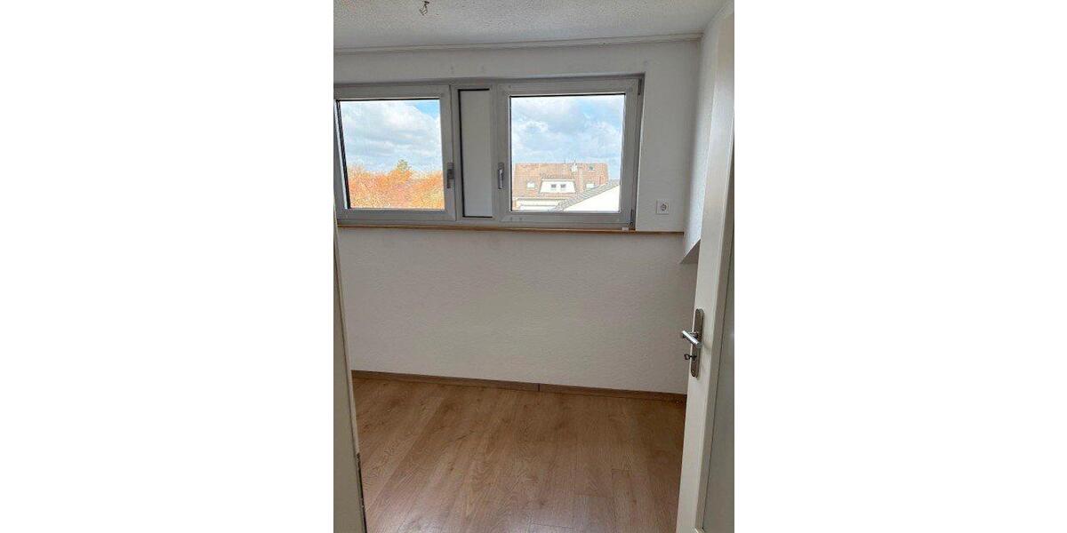 Etagenwohnung Holzwickede - 3.5 Zimmer, 93 m&sup2;, 880&euro; | Angebot:26254905