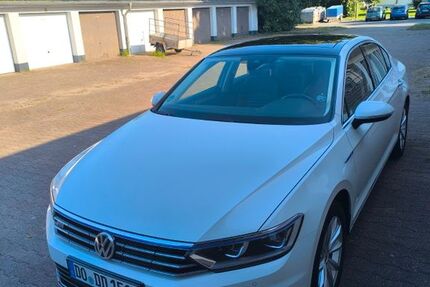 VW Passat 50.777 km 18.800 &euro; Dortmund 44329