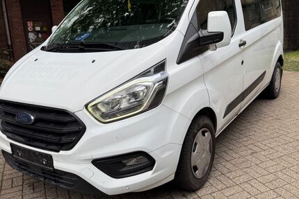 Ford Transit 211.000 km 10.999 &euro; Herne 44629