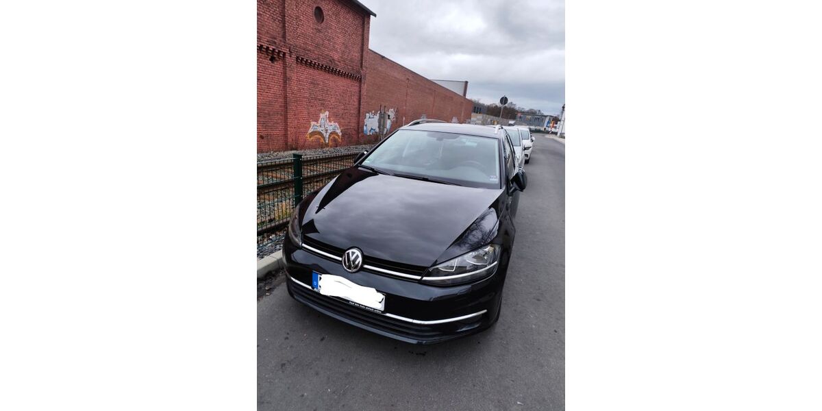 VW Golf 141.066 km 13.200 &euro; Menden 58706