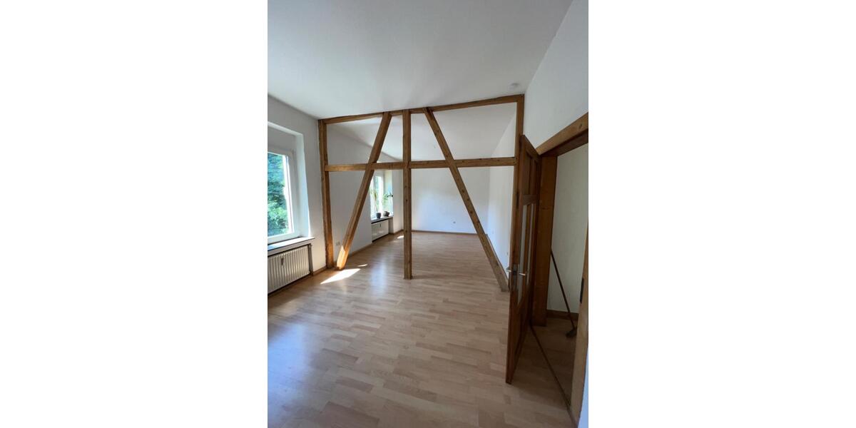 Etagenwohnung Dortmund Hombruch - 2.5 Zimmer, 109 m&sup2;, 630&euro; | Angebot:25612892