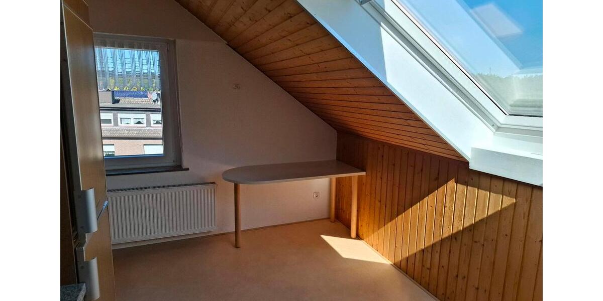Dachgeschoßwohnung Dortmund Huckarde - 3 Zimmer, 74 m&sup2;, 560&euro; | Angebot:26291741