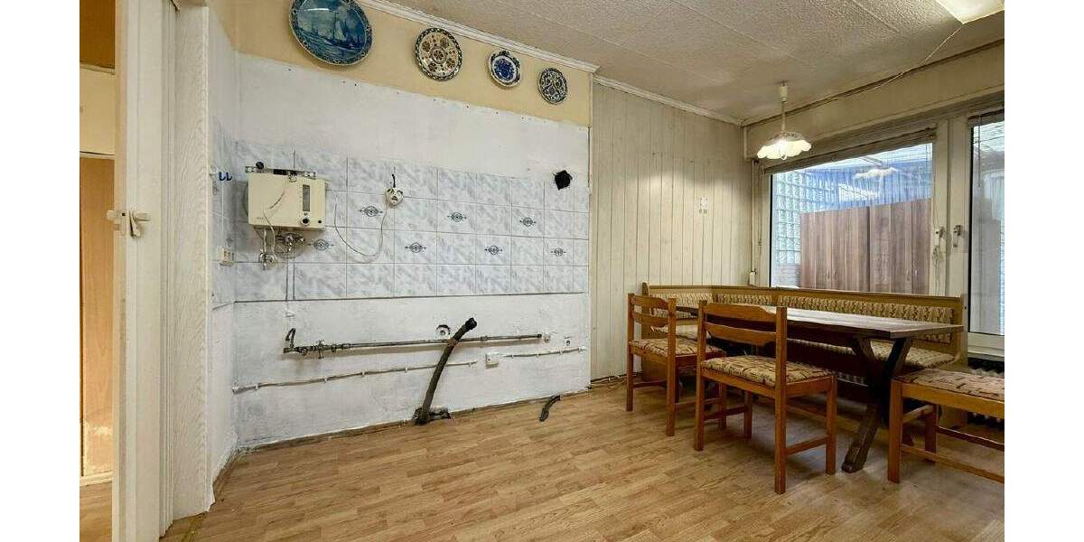 Einfamilienhaus Menden Mitte - 6 Zimmer, 169 m&sup2;, 210.000&euro; | Angebot:25706735