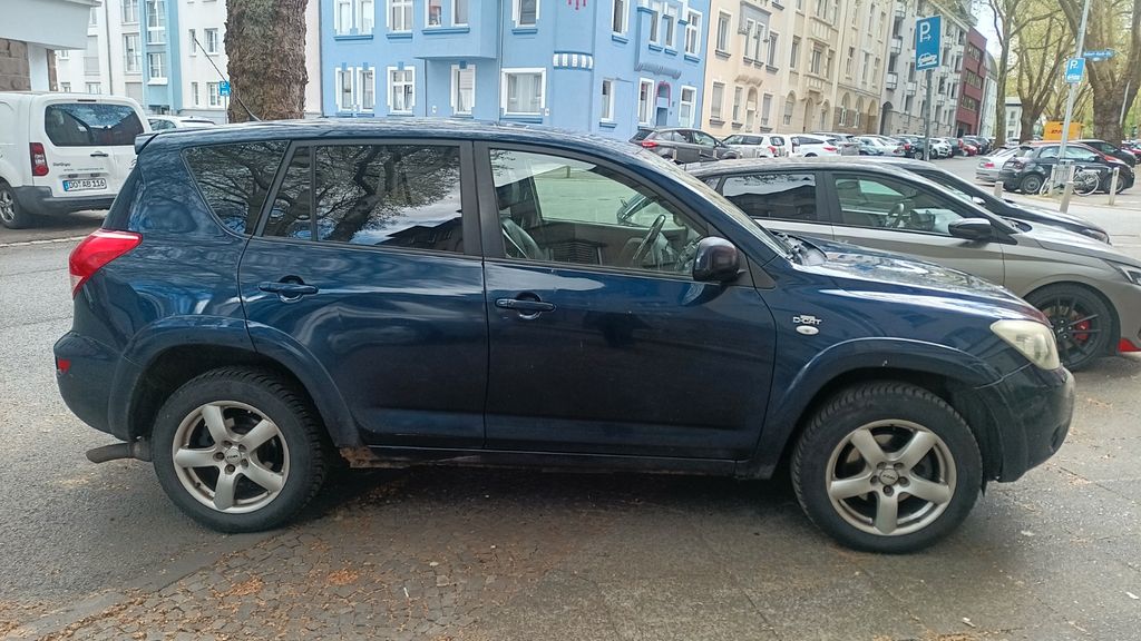 Toyota RAV 4 207.000 km 3.800 &euro; Dortmund 44143