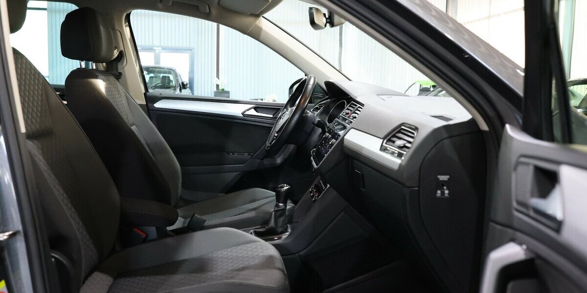 VW Tiguan 2.0 TDI Comfortline / LED, ACC+LANE, NAVI 125.000 km 19.991 &euro; Hamm 59077