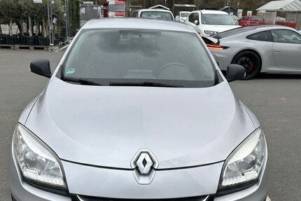 Renault Megane 66.000 km 5.600 &euro; Bochum 44807