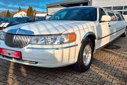 Lincoln Town Car 240.000 km 11.990 &euro; Recklinghausen 45659