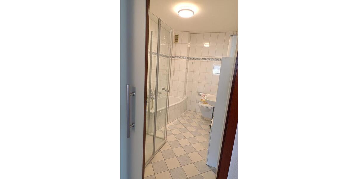 Etagenwohnung Holzwickede - 3.5 Zimmer, 77 m&sup2;, 157.000&euro; | Angebot:25991138