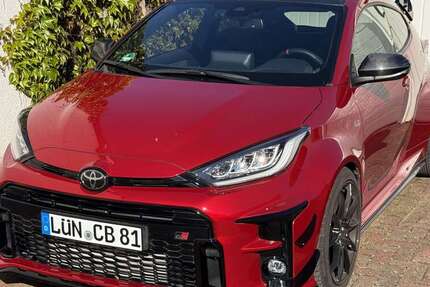 Toyota Yaris 9.000 km 46.450 &euro; Bergkamen 59192