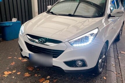 Hyundai IX35 100.270 km 10.500 &euro; Recklinghausen 45657