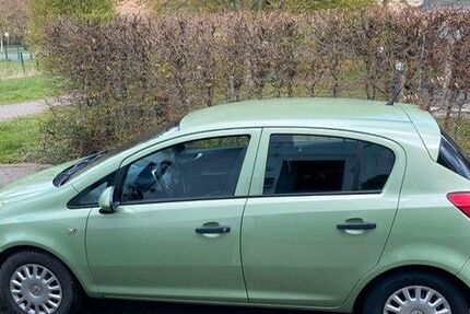 Opel Corsa 140.500 km 2.550 &euro; Dortmund 44149