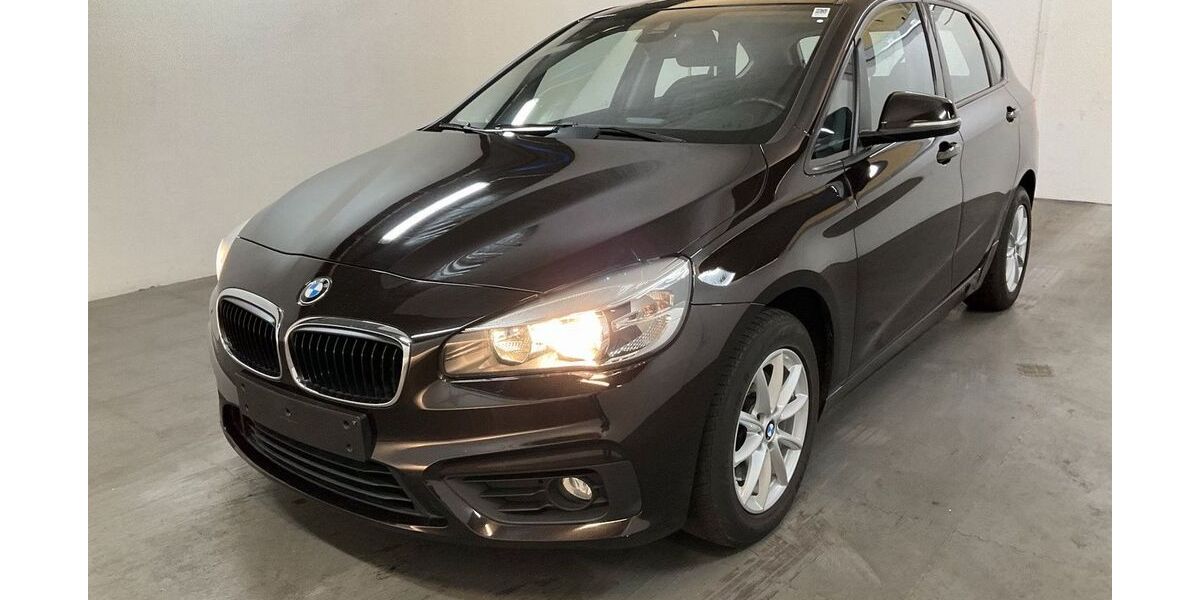 BMW 218 Active Tourer 120.000 km 9.989 &euro; Dortmund 44143