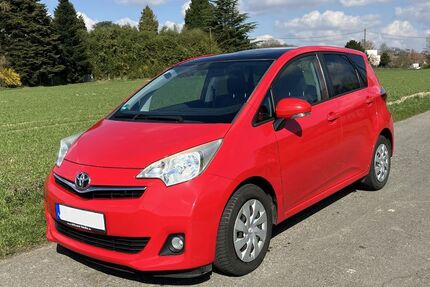 Toyota Verso-S 227.000 km 2.500 &euro; Bochum 44797