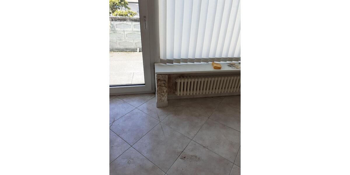 Etagenwohnung Hamm - 3 Zimmer, 142 m&sup2;, 150.000&euro; | Angebot:26754330