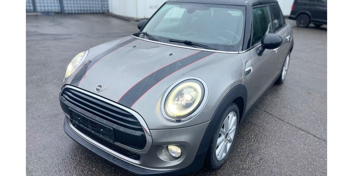 Mini Cooper 82.000 km 13.900 &euro; Iserlohn 58638