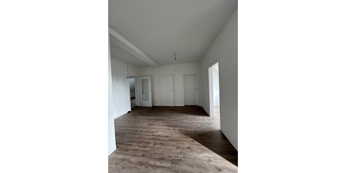 Etagenwohnung Recklinghausen Berghausen - 4.5 Zimmer, 81 m&sup2;, 1.050&euro; | Angebot:26638356