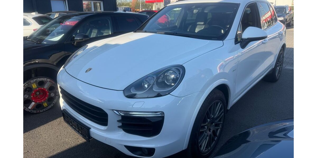 Porsche Cayenne 129.645 km 29.500 &euro; Hagen 58099