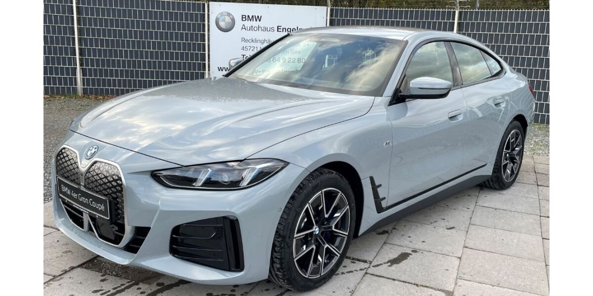 BMW i4 1.001 km 54.890 &euro; Haltern am See 45721