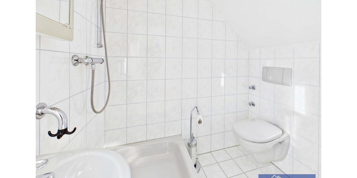 Dachgeschoßwohnung Waltrop - 4 Zimmer, 128 m&sup2;, 1.250&euro; | Angebot:24737473