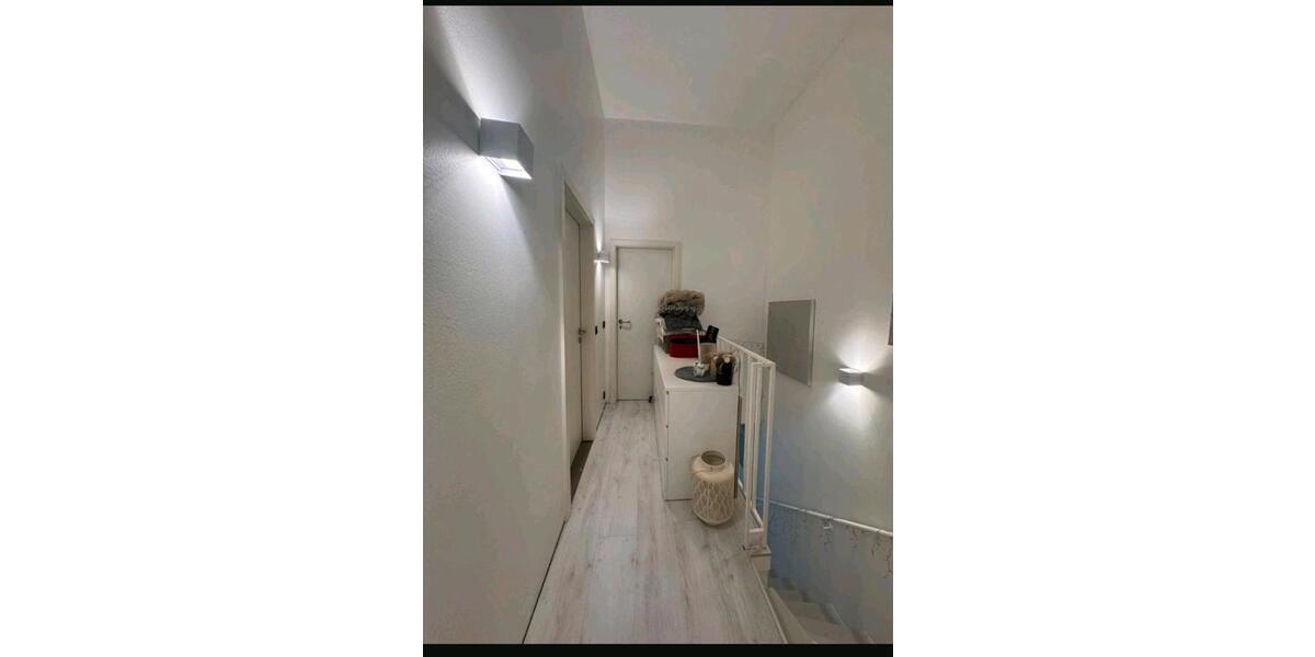 Reihenhaus Bochum Bochum-Ost - 3.5 Zimmer, 89 m&sup2;, 330.000&euro; | Angebot:26042124