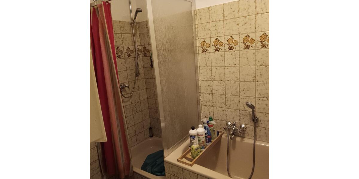 Etagenwohnung Bochum Querenburg - 2 Zimmer, 70 m&sup2;, 650&euro; | Angebot:25515313