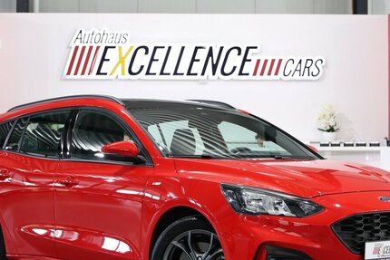 Ford Focus Tunier 1.5 EB ST-LINE / 1.HAND / PANORAMA 60.000 km 17.991 &euro; Hamm 59077