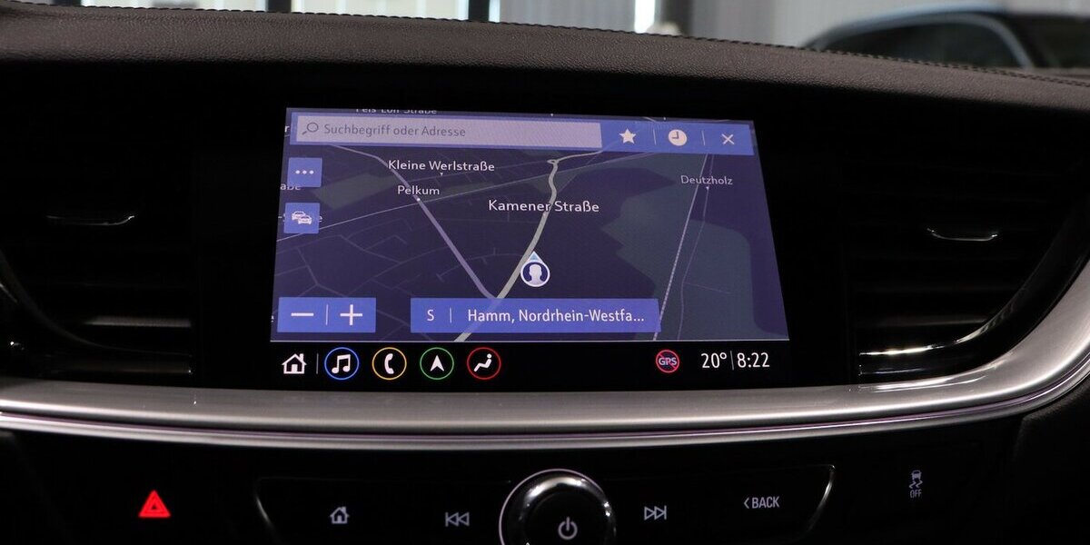 Opel Insignia 2.0 ST 4x4 OPC-LINE GSI WHITE / VC+HUD 140.000 km 19.111 &euro; Hamm 59077