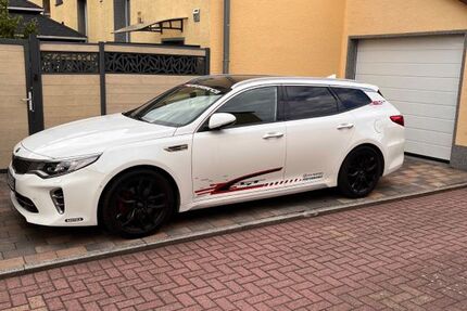 Kia Optima 36.000 km 22.500 &euro; Hamm 59071
