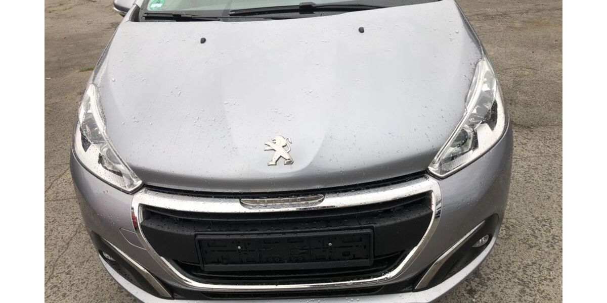 Peugeot 208 81.000 km 6.900 &euro; Dortmund 44135