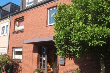Haus Recklinghausen Grullbad - 7 Zimmer, 190 m&sup2;, 389.000&euro; | Angebot:27083371