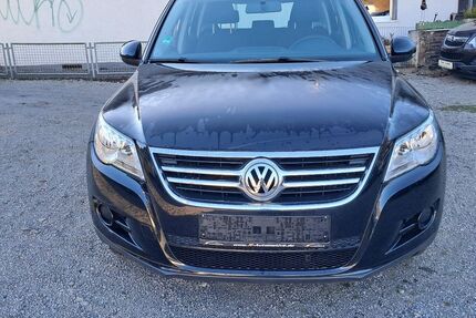 VW Tiguan 144.680 km 3.100 &euro; Dortmund 44309