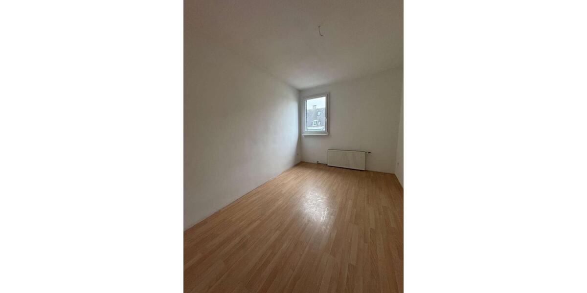 Etagenwohnung Dortmund Innenstadt West - 4 Zimmer, 90 m&sup2;, 1.200&euro; | Angebot:25974850