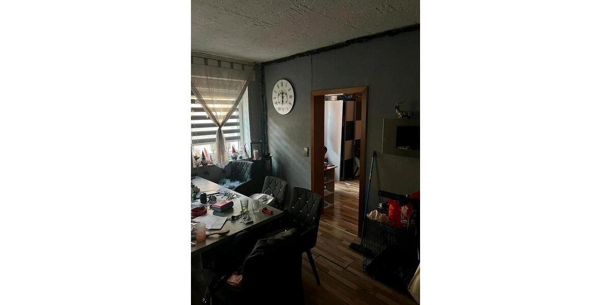 Etagenwohnung Dortmund Huckarde - 5 Zimmer, 125 m&sup2;, 180.000&euro; | Angebot:27263715