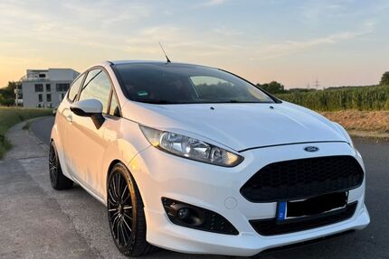 Ford Fiesta 132.000 km 4.999 &euro; Herne 44629