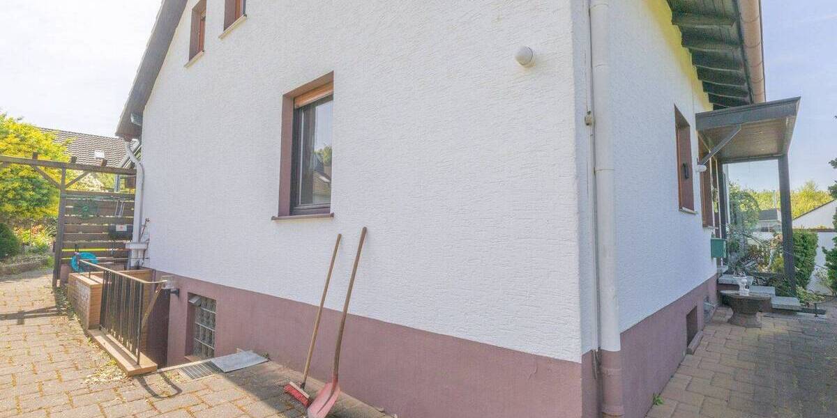 Einfamilienhaus Menden Mitte - 5 Zimmer, 122 m&sup2;, 215.000&euro; | Angebot:26486387