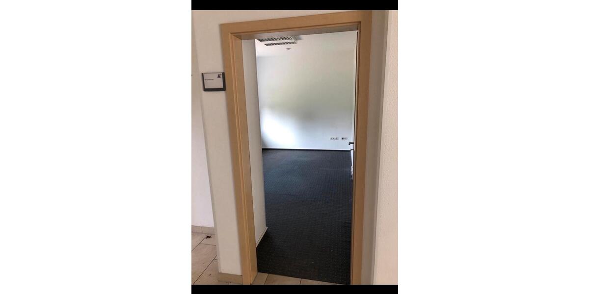 Reihenhaus Holzwickede - 5 Zimmer, 200 m&sup2;, 1.500&euro; | Angebot:25352181