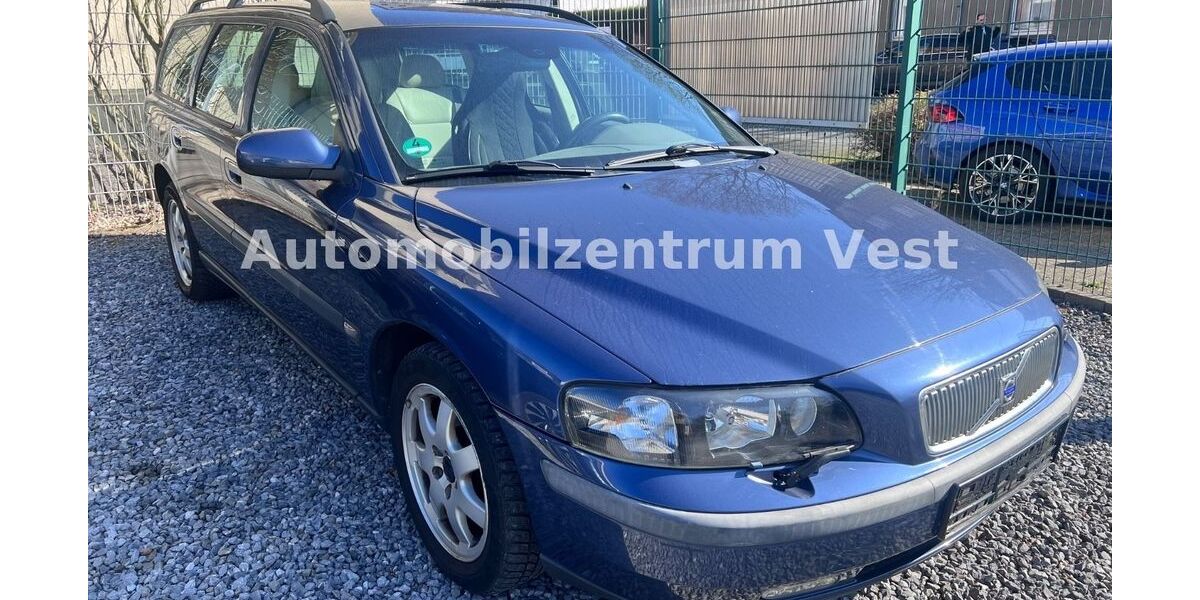 Volvo V70 239.000 km 2.980 &euro; Recklinghausen 45657