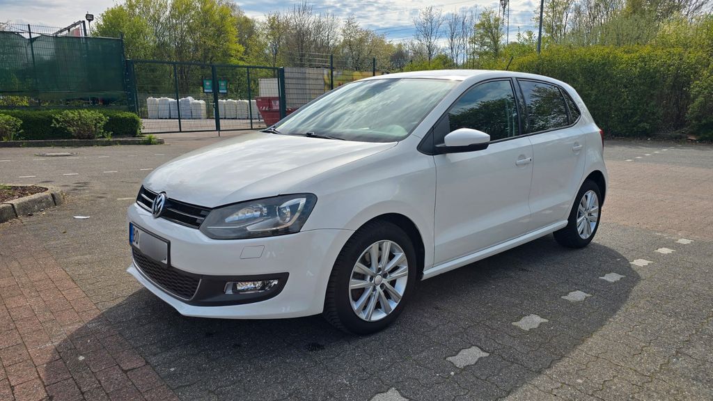 VW Polo 158.485 km 9.499 &euro; Bochum 44799